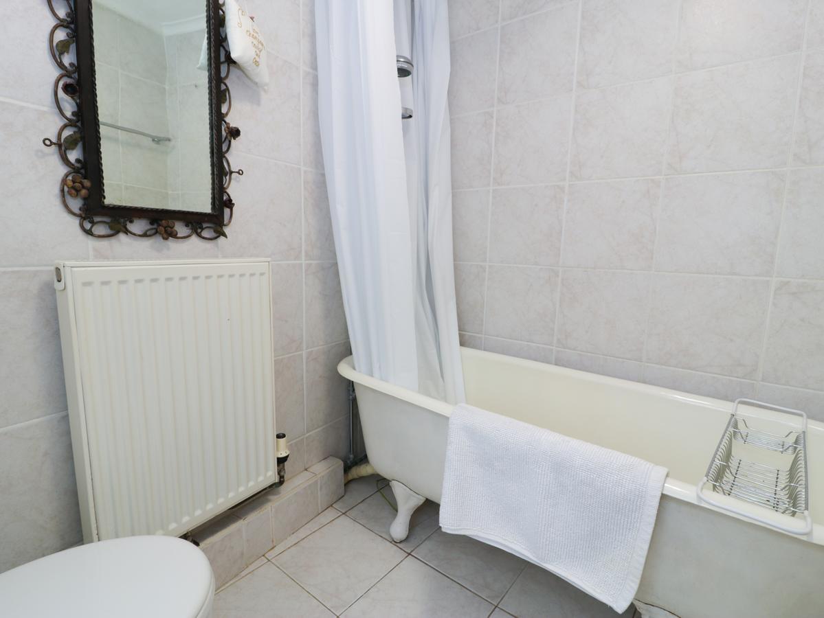 19A Kingshead Street Villa Pwllheli Exterior photo